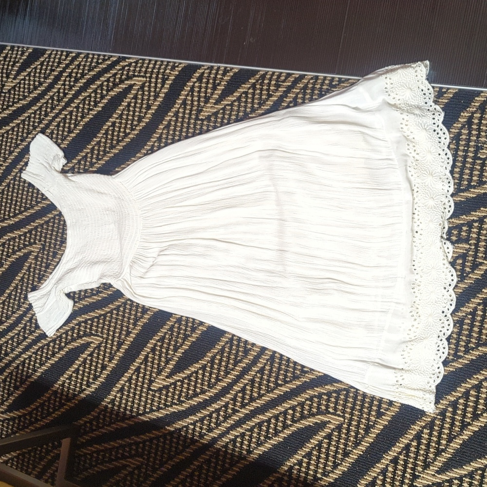 Roxy off shoulder beachy eyelet trim dress